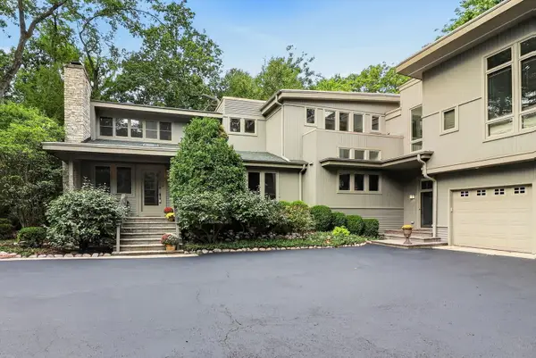 5311 Lee Avenue, Downers Grove, IL 60515
