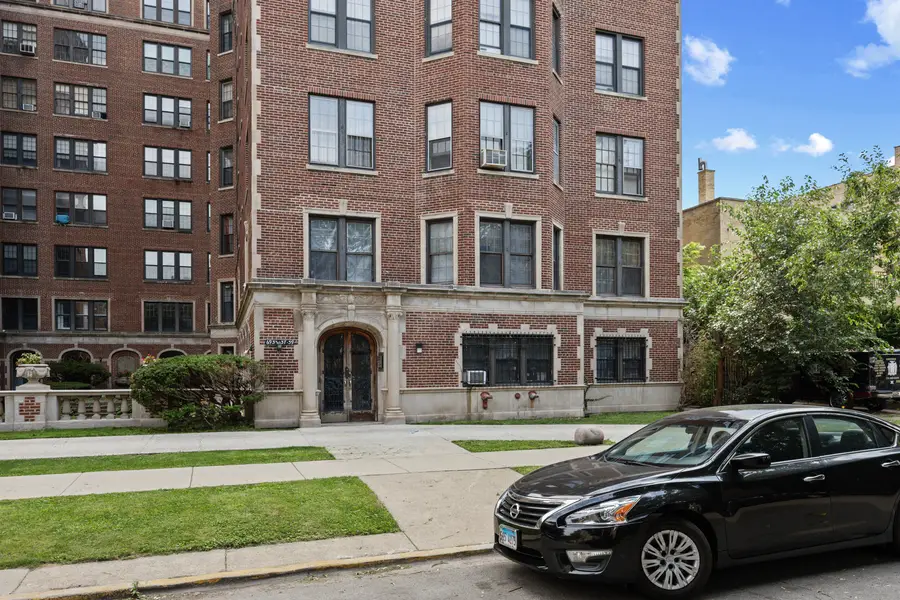 6937 S Crandon Avenue #6E, Chicago, IL 60649 - #2