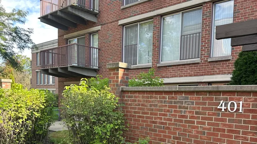 401 Kelburn Road #114, Deerfield, IL 60015 - #2