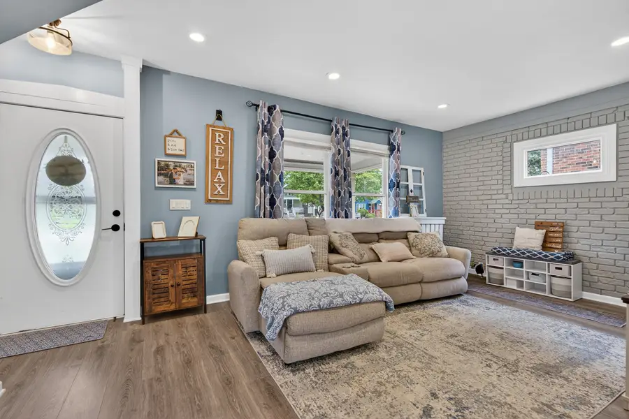 29 N Ahrens Avenue, Lombard, IL 60148 - #3