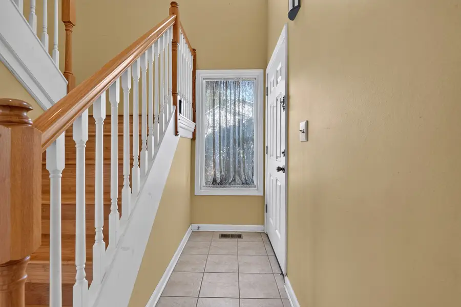 1042 E Randville Drive, Palatine, IL 60074 - #3
