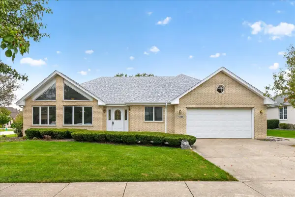 1285 Drawbridge Lane, Lemont, IL 60439