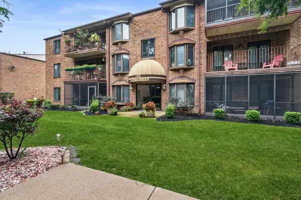 13547 Lamon Avenue #402, Crestwood, IL 60418