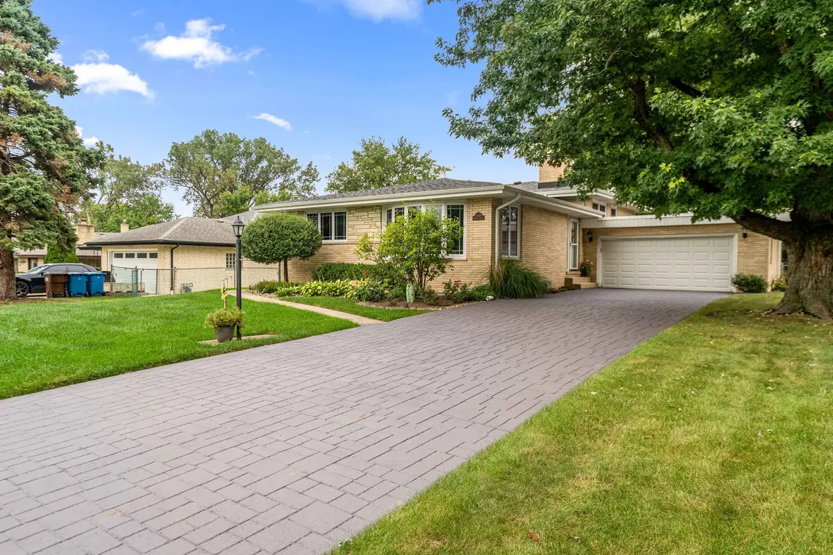 12449 S Mcvickers Avenue, Palos Heights, IL 60463 - #1