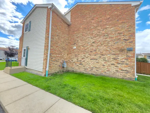 1950 Kenilworth Circle #A, Hoffman Estates, IL 60169