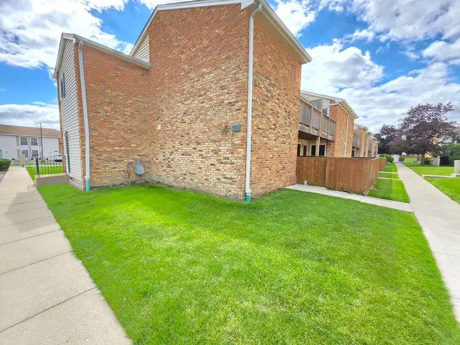 1950 Kenilworth Circle #A, Hoffman Estates, IL 60169 - #2
