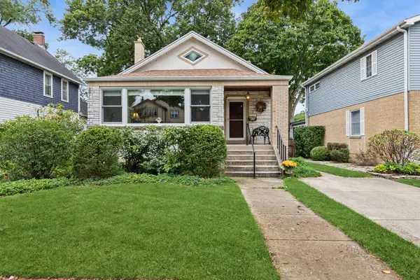520 Courtland Avenue, Park Ridge, IL 60068