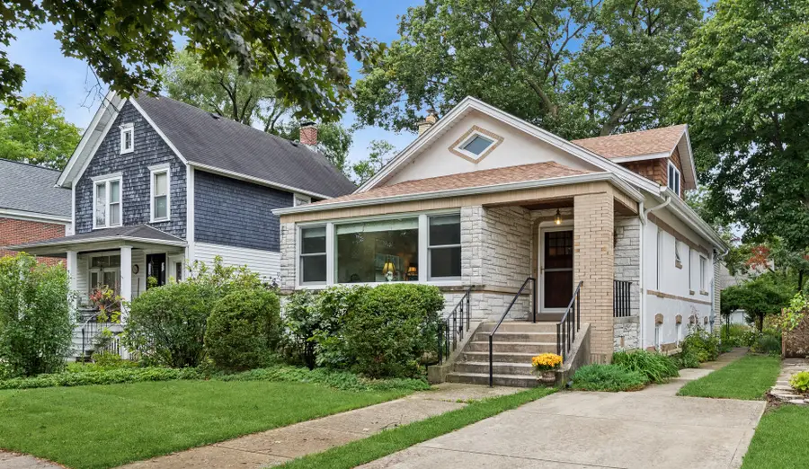 520 Courtland Avenue, Park Ridge, IL 60068 - #2