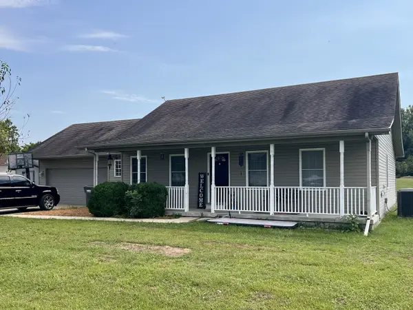 5625 Silver Fox Drive, Carterville, IL 62959