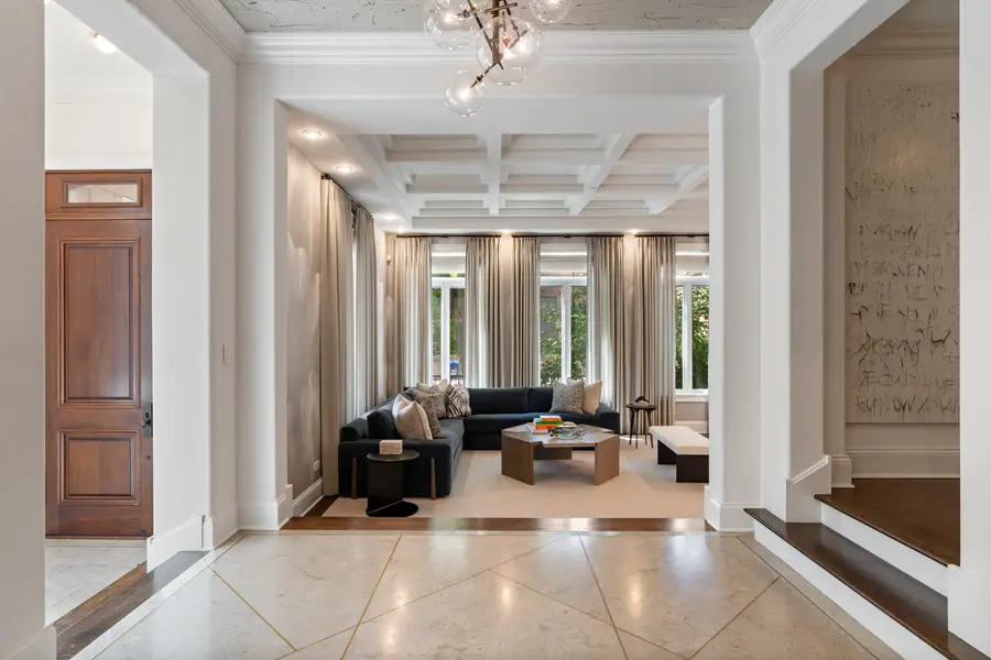 1801 N Hermitage Avenue, Chicago, IL 60622 - #3
