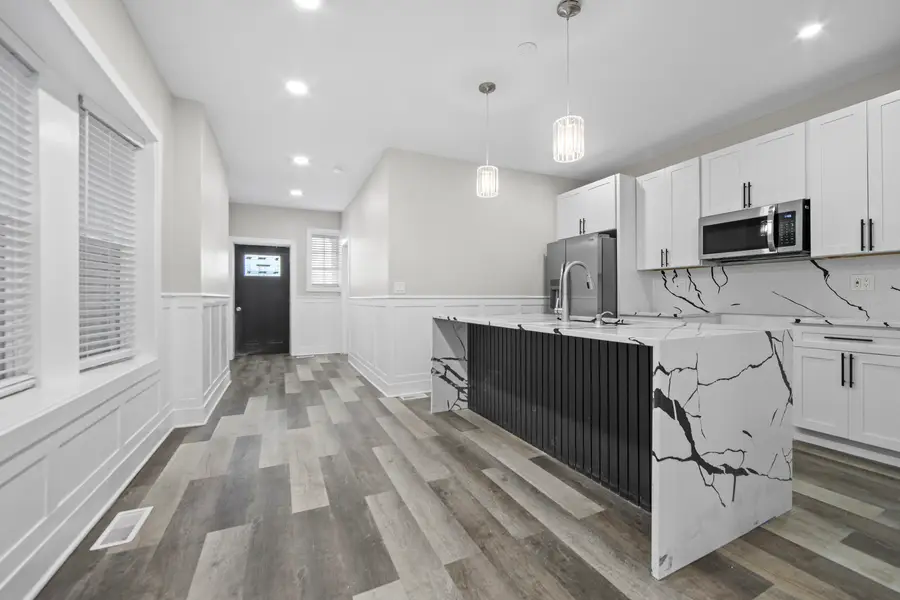 27 N Latrobe Avenue, Chicago, IL 60644 - #3