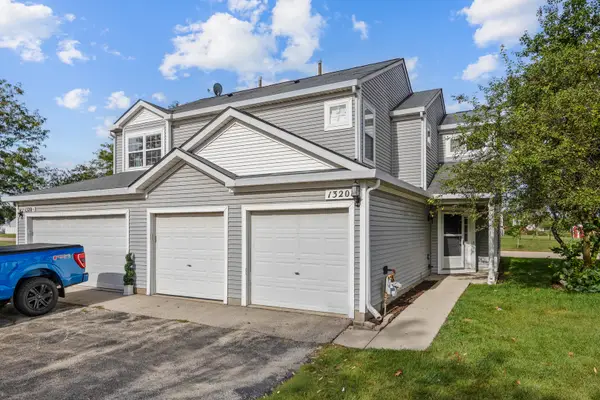 1320 Jenna Drive #B, South Elgin, IL 60177