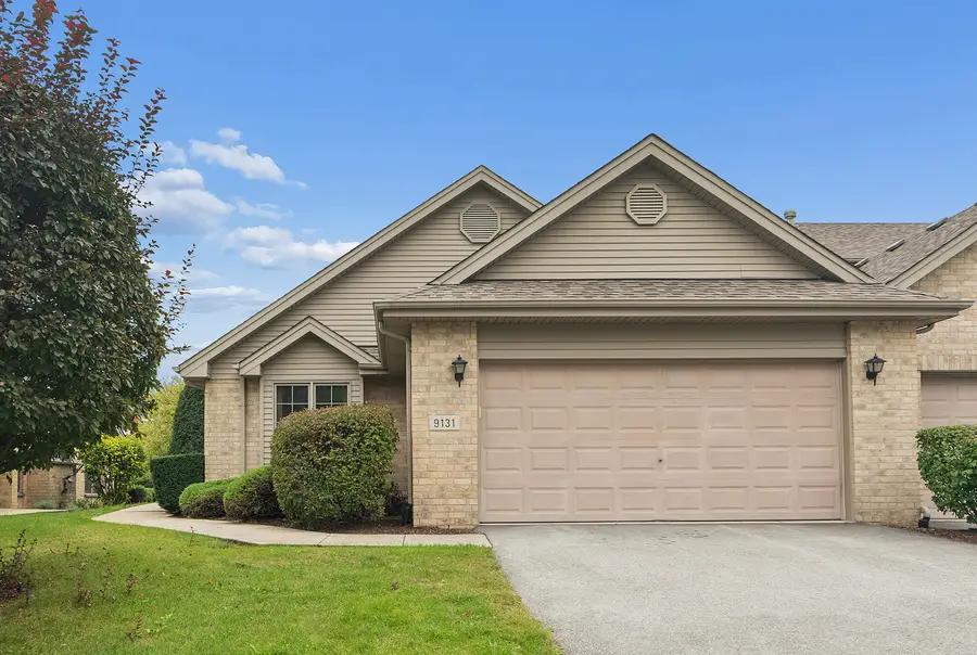 9131 Newcastle Court, Tinley Park, IL 60487 - #2