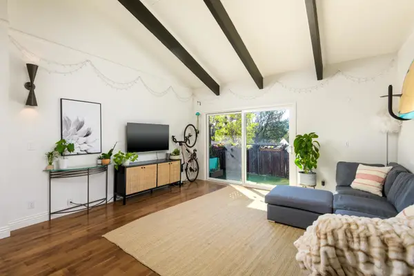 856 Highland Drive #4, Santa Barbara,  93109