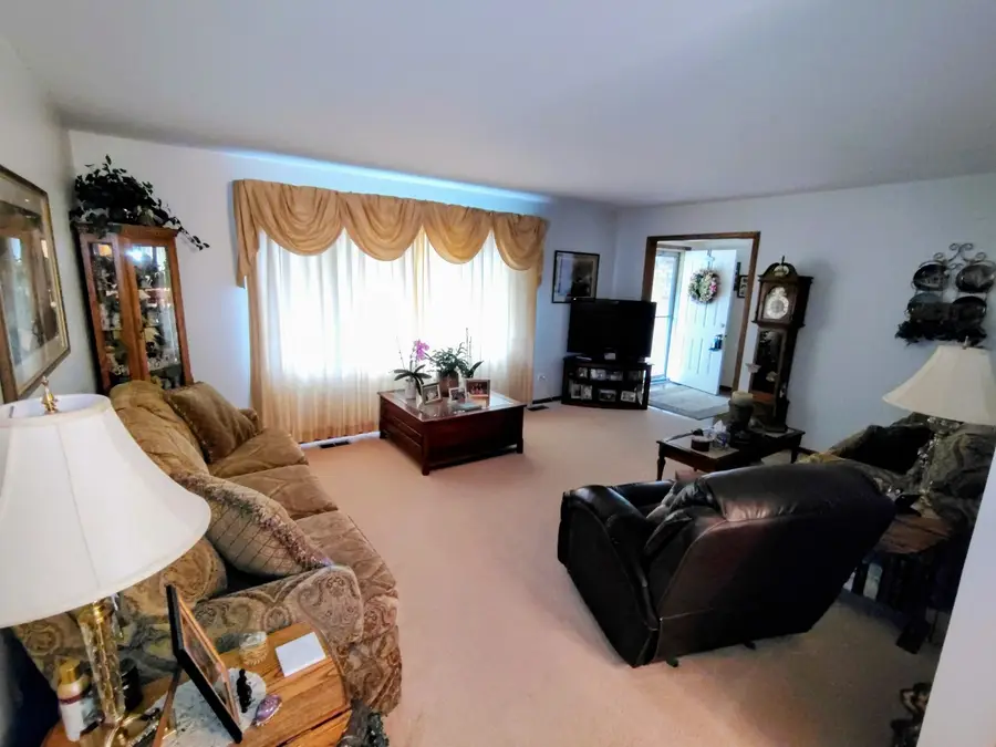 Address Withheld By Seller, Gurnee, IL 60031 - #3
