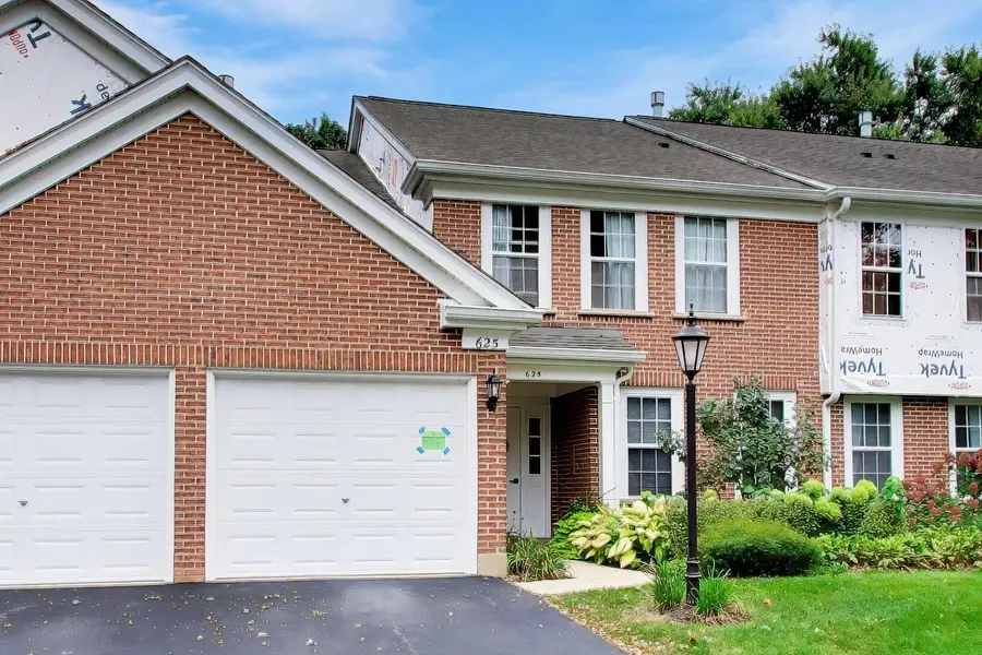625 Edinburgh Lane, Prospect Heights, IL 60070 - #2