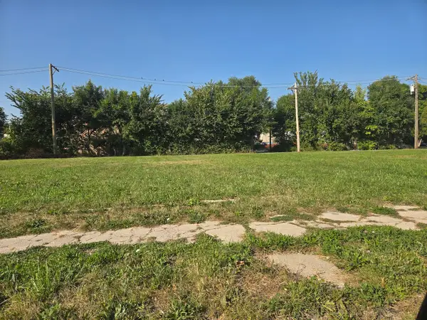 4118 W 16th Street, Chicago, IL 60623