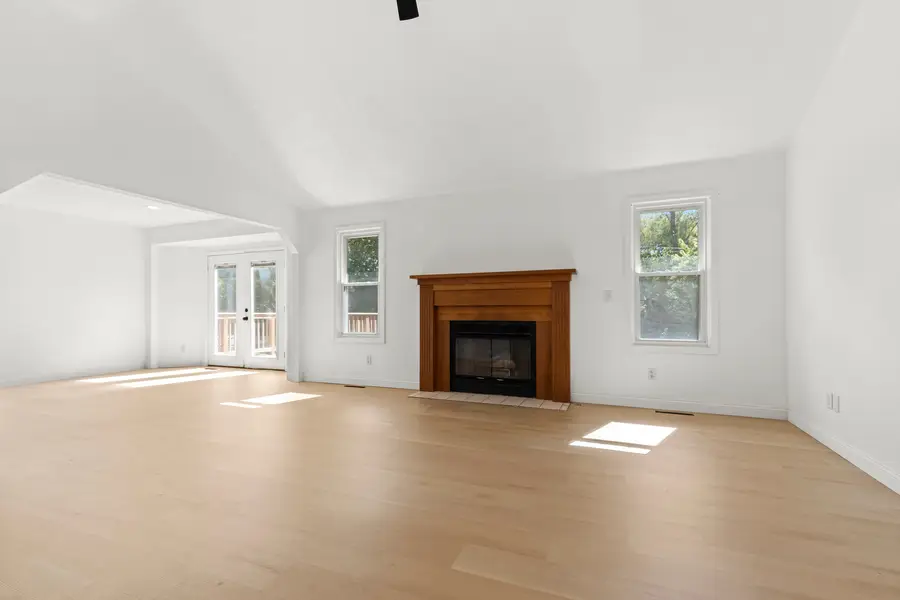 6043 Windsor Road, Loves Park, IL 61111 - #3