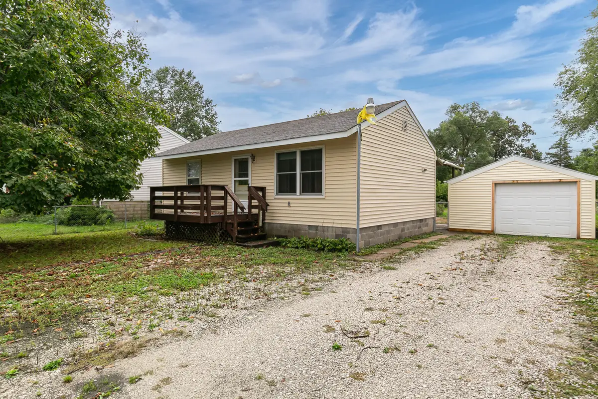 17112 10th Avenue, East Moline, IL 61244 - #1