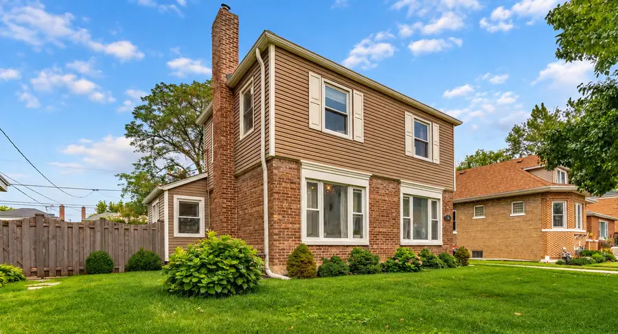 744 Manchester Avenue, Westchester, IL 60154 - #3