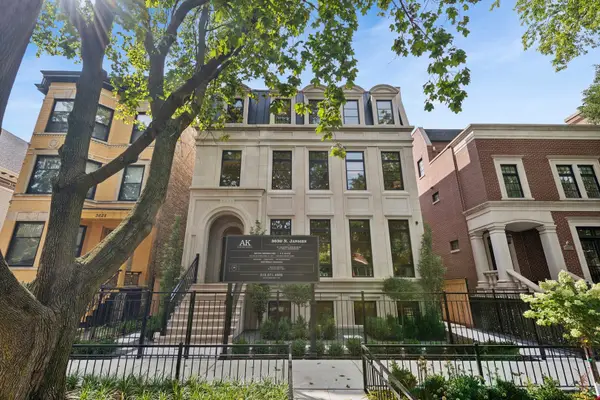 3630 N Janssen Street, Chicago, IL 60613