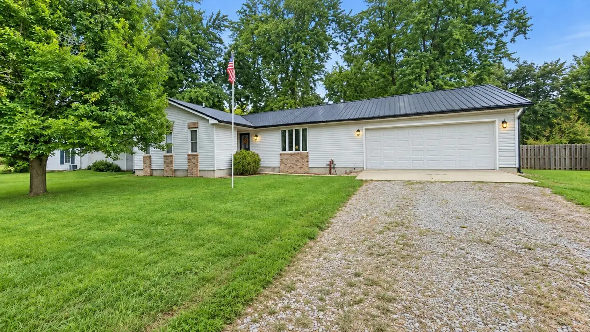 404 E Oak Street, Leroy, IL 61752 - #1