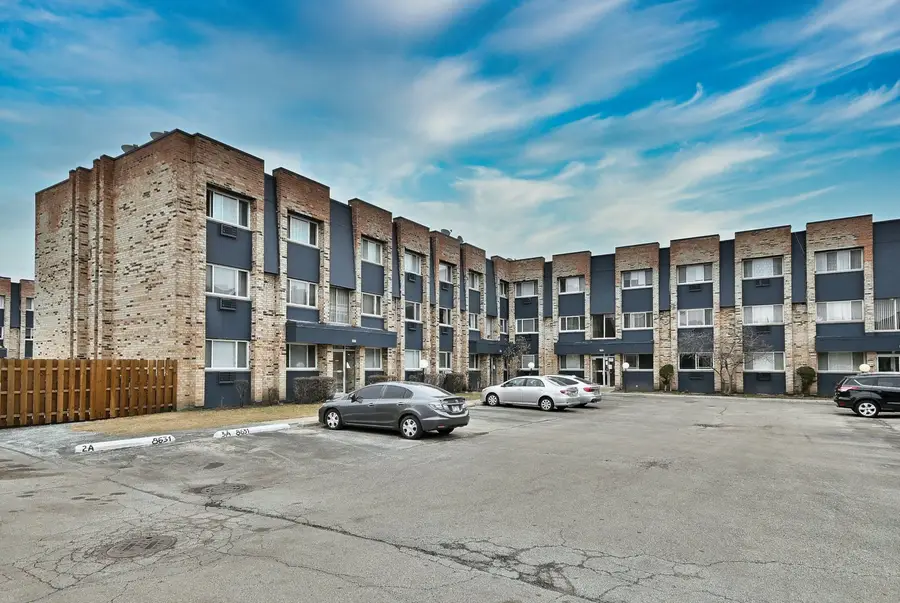 8637 1/2 W Foster Avenue #1B, Chicago, IL 60656 - #3