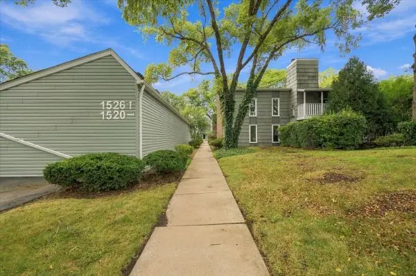 Address Withheld By Seller, Wheaton, IL 60189