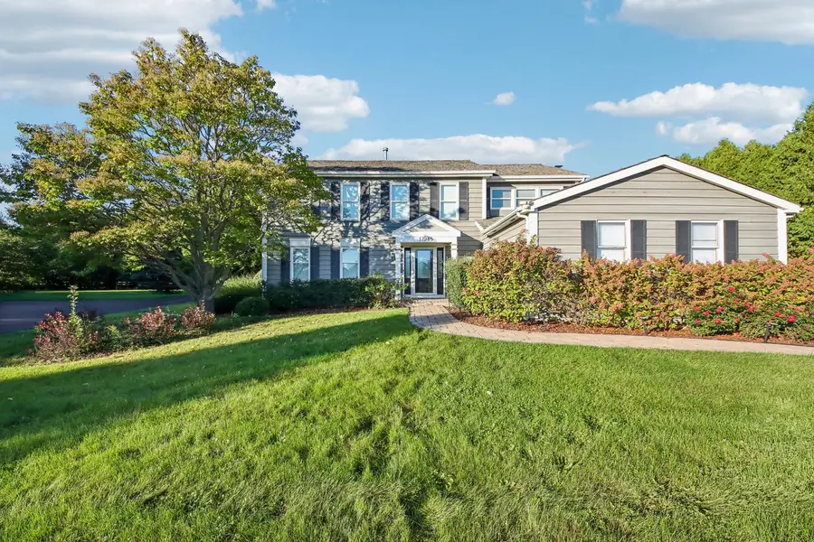 17945 W Pond Ridge Circle, Gurnee, IL 60031 - #2
