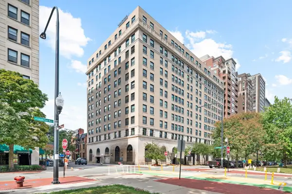 2100 N Lincoln Park West #3ES, Chicago, IL 60614