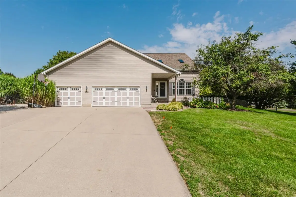 19598 Nottingham Drive, Bloomington, IL 61705 - #1