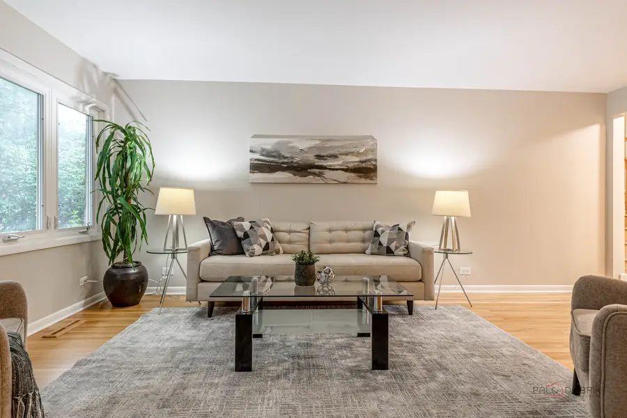 216 Valley View Court, Wilmette, IL 60091 - #3