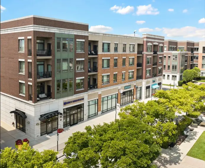 801 Village Center Drive #202, Burr Ridge, IL 60527 - #1