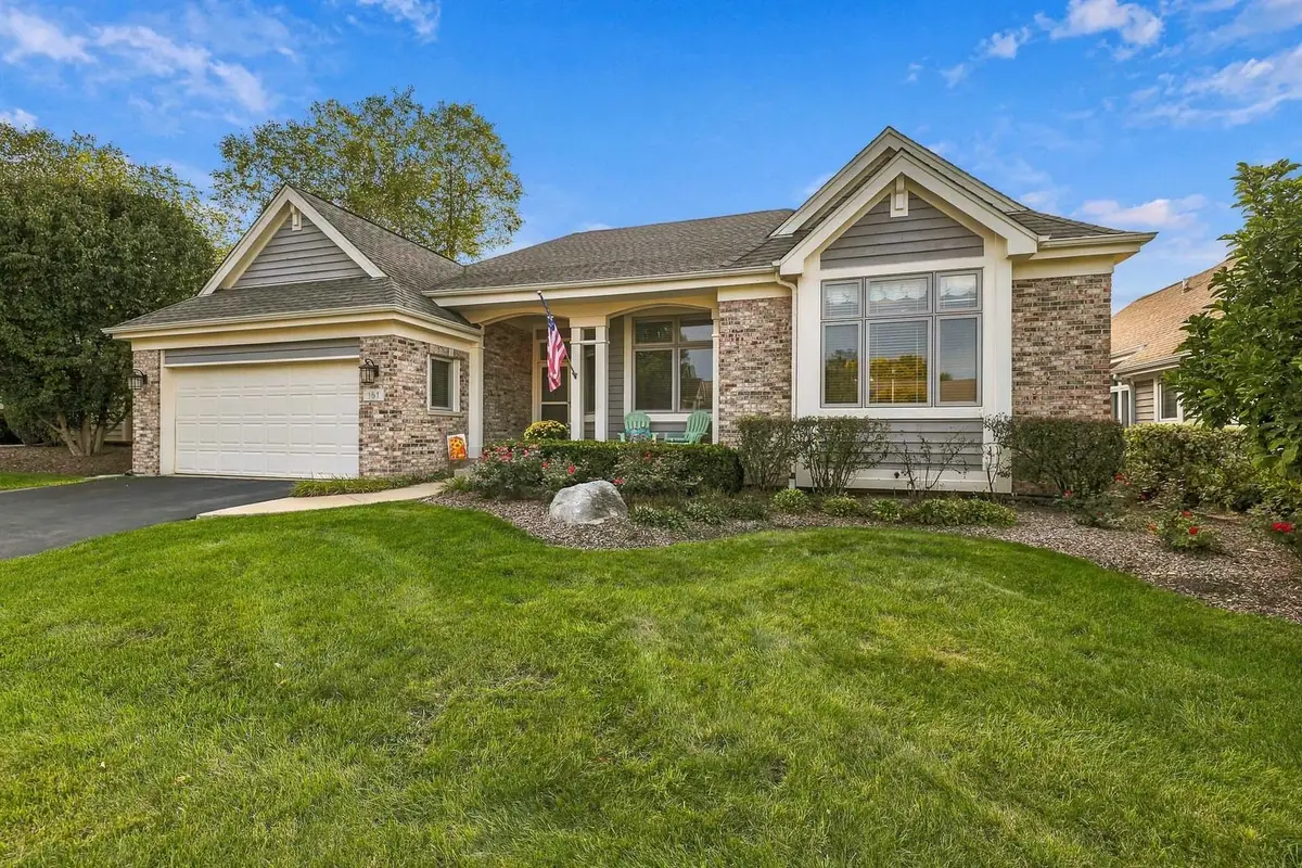 151 Course Drive, Lake In The Hills, IL 60156 - #1