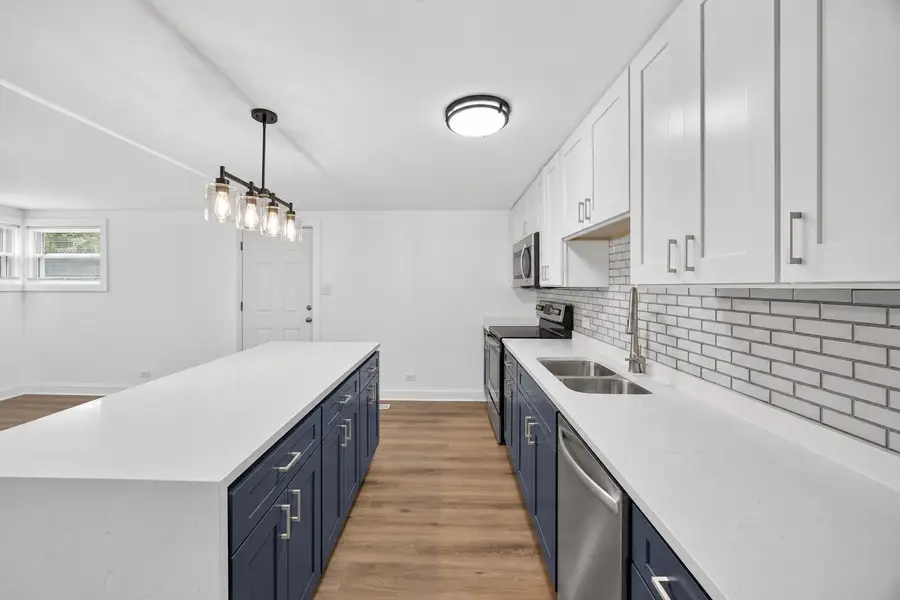9138 S Perry Avenue, Chicago, IL 60620 - #3