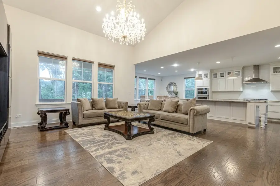 637 Insull Drive, Vernon Hills, IL 60061 - #2
