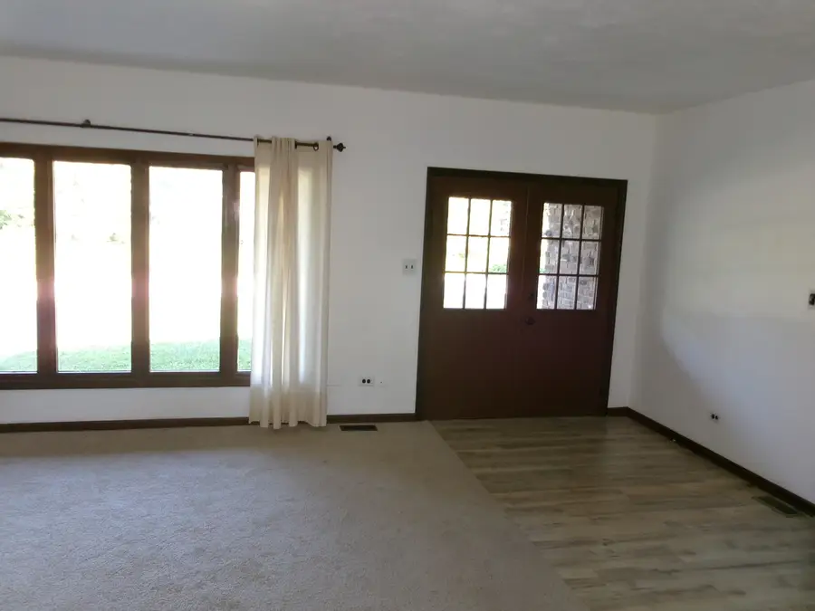 38604 N Waveland Avenue, Wadsworth, IL 60083 - #2