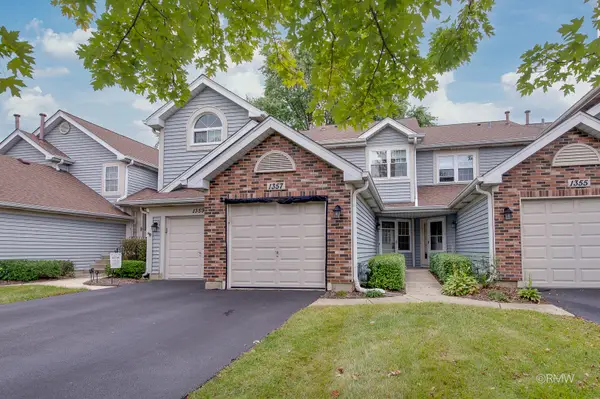 1357 Ridgefield Circle, Carol Stream, IL 60188
