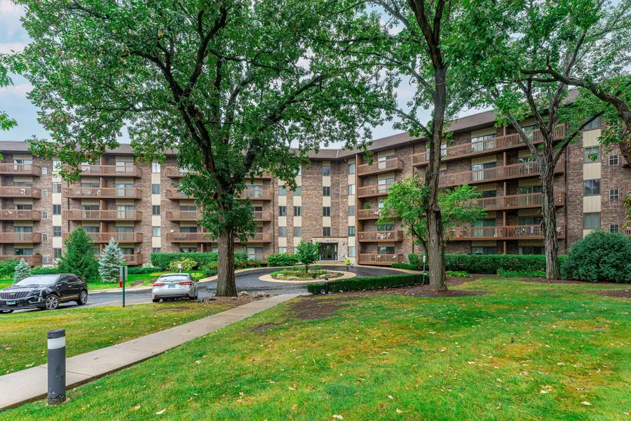 120 Lakeview Drive #208, Bloomingdale, IL 60108 - #2