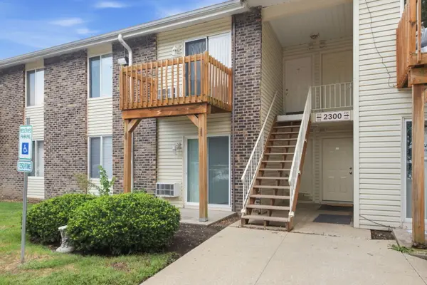 2300 Light Road #105, Oswego, IL 60543