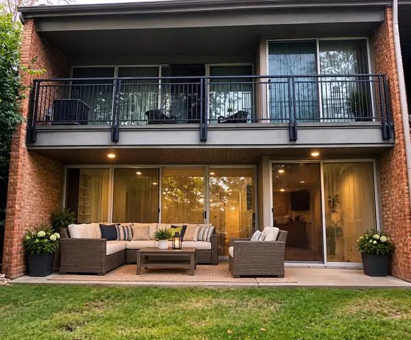 6016 East Lake Drive #1D, Lisle, IL 60532