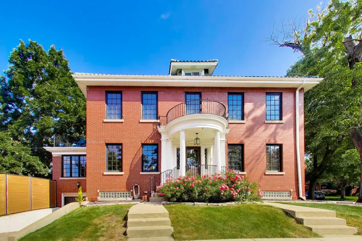 10456 S Bell Avenue, Chicago, IL 60643 - #1