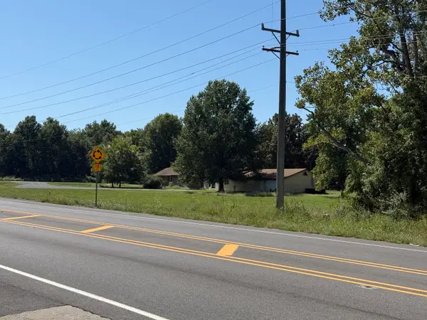 7832 Old Route 13, Marion, IL 62959