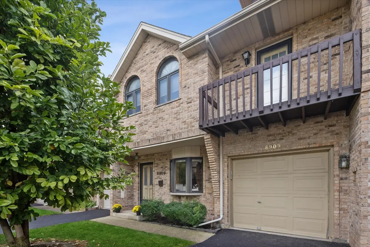 8909 Village Square Lane, Brookfield, IL 60513 - #1