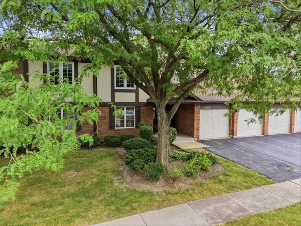 6157 Willowhill Road #D, Willowbrook, IL 60527