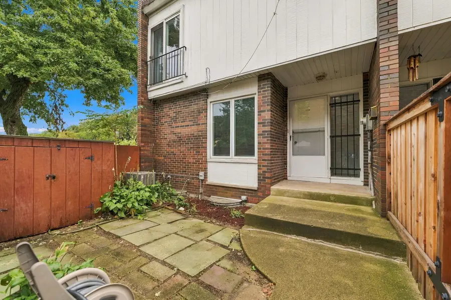 1174 E 53rd Street, Chicago, IL 60615 - #2