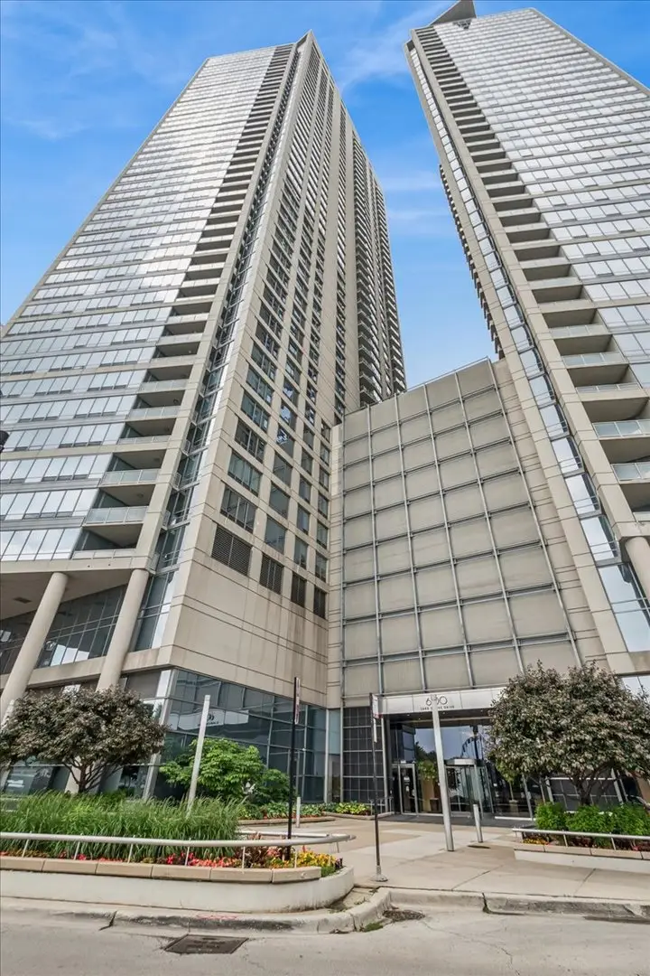600 N Lake Shore Drive #2411, Chicago, IL 60611 - #1