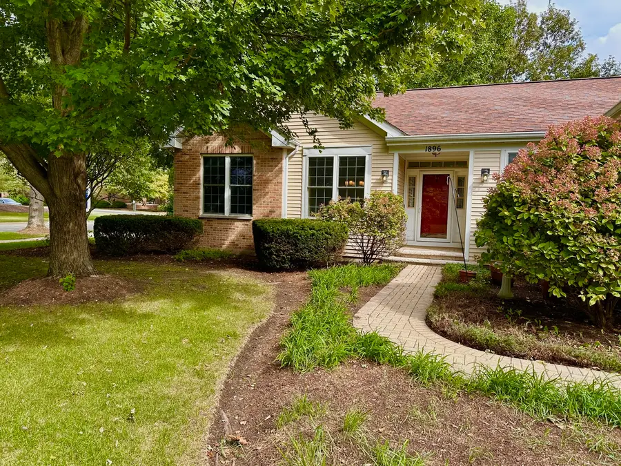1896 School House Lane, Aurora, IL 60506 - #2
