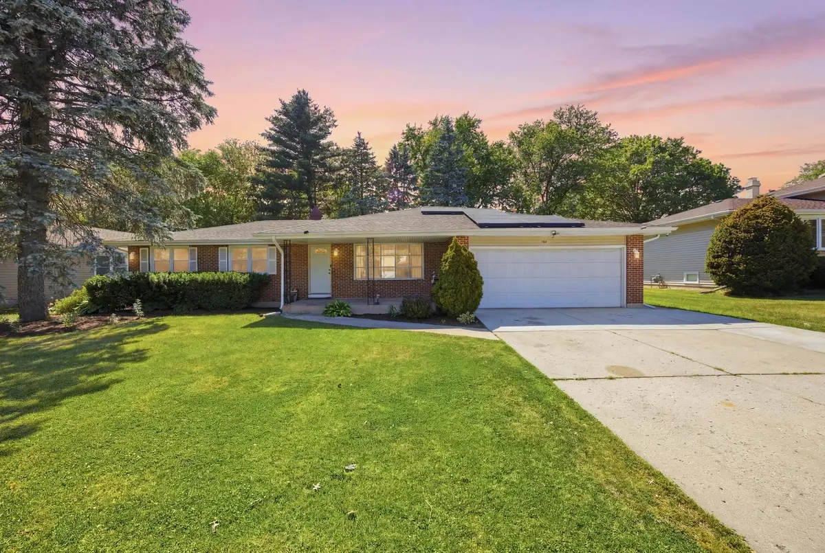 904 Chippewa Drive, Elgin, IL 60120 - #1