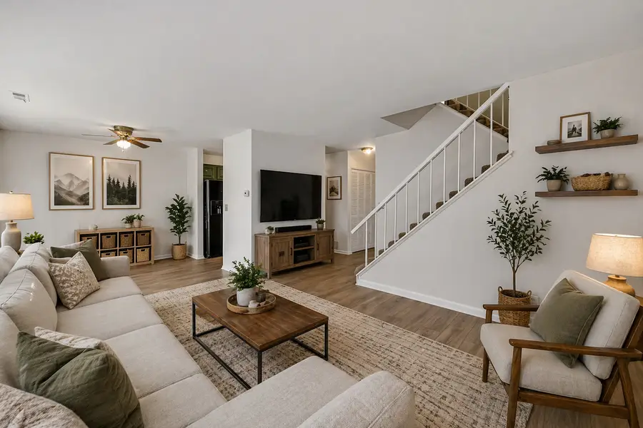 526 Alton Court, Carol Stream, IL 60188 - #3